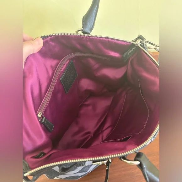 Authentic Coach bag - Picture 5 of 8